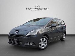 Grau Gebraucht 2011 Peugeot 5008 Van / Kleinbus | 5.733 € (Fairer Preis)