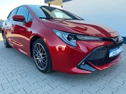 Emotional red2 Gebraucht 2019 Toyota Corolla Hybrid Club Limousine | 18.900 € (Guter Preis)