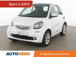 Weiß Gebraucht 2019 Smart ForTwo Coupé Basis Kleinwagen | 12.590 € (Fairer Preis)