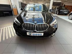 Black sapphire metallic Gebraucht 2024 BMW 118 M Sport Kleinwagen | 27.990 € (Fairer Preis)