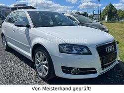 Weiß Gebraucht 2012 Audi A3 Attraction Limousine | 6.990 € (Fairer Preis)