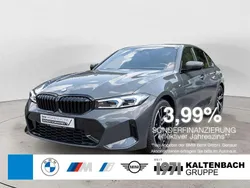 Grau Gebraucht 2024 BMW 318 M Sport Limousine | 38.890 € (Fairer Preis)