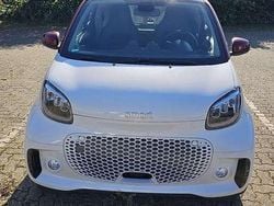 Weiß Gebraucht 2022 Smart ForTwo Electric Drive Passion Coupé | 13.333 € (Teuer)
