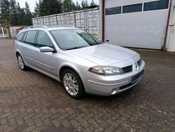 Silber Gebraucht 2007 Renault Laguna III Kombi | 2.999 € (Fairer Preis)
