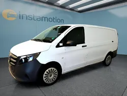 Weiß Gebraucht 2024 Mercedes Vito Van / Kleinbus | 40.249 €