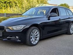 Schwarz Gebraucht 2013 BMW 320 Sport Line Kombi | 10.700 € (Fairer Preis)