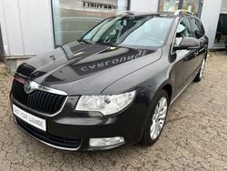 Braun Gebraucht 2011 Skoda Superb Family Limousine | 2.999 € (Fairer Preis)
