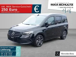 Loparitschwarz metallic Gebraucht 2024 Mercedes T180 Edition Van / Kleinbus | 34.950 €