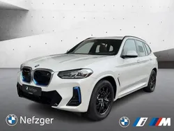 Weiss Gebraucht 2022 BMW iX3 M Sport SUV | 39.900 € (Fairer Preis)