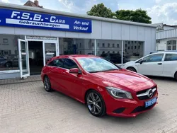 Rot Gebraucht 2015 Mercedes CLA200 Shooting Brake Kombi | 14.950 € (Fairer Preis)