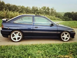 Blau Gebraucht 1992 Ford Escort RS Coupé | 5.900 €