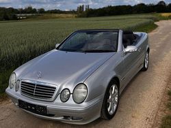Silber Gebraucht 2001 Mercedes CLK230 Avantgarde Cabrio | 6.500 € (Fairer Preis)