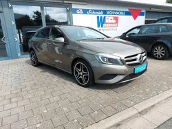 Grau Gebraucht 2012 Mercedes A200 Limousine | 11.990 € (Fairer Preis)