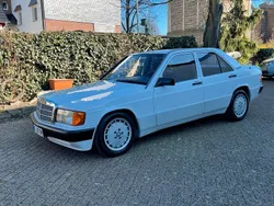 Weiß Gebraucht 1990 Mercedes 190 Limousine | 7.400 €