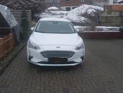 Blau Gebraucht 2019 Ford Focus Kombi | 10.000 € (Guter Preis)