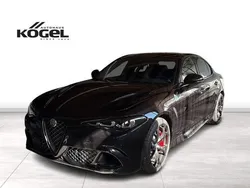 Nero vulcano Neu 2025 Alfa Romeo Giulia Quadrifoglio Limousine | 82.990 € (Fairer Preis)