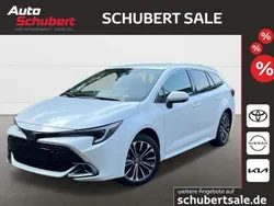 Weiss Gebraucht 2024 Toyota Corolla Team Kombi | 31.950 € (Fairer Preis)
