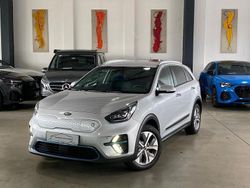 Silver metall. Gebraucht 2021 Kia e-Niro Spirit SUV | 22.490 € (Fairer Preis)