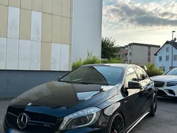Schwarz Gebraucht 2015 Mercedes A200 AMG line Limousine | 14.700 €