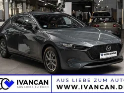 Polymetal gray Gebraucht 2024 Mazda 3 Nagisa Limousine | 28.450 €