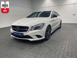 Weiß Gebraucht 2015 Mercedes CLA180 Limousine | 16.480 € (Etwas zu teuer)