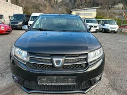 Schwarz Gebraucht 2016 Dacia Sandero Celebration Kleinwagen | 3.400 € (Fairer Preis)