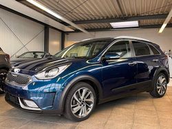 Blau Gebraucht 2017 Kia Niro Spirit SUV | 16.390 € (Fairer Preis)