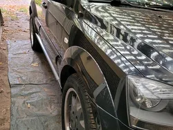 Schwarz Gebraucht 2006 Kia Sorento SUV | 2.800 € (Fairer Preis)