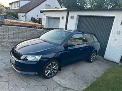 Blau Gebraucht 2018 Skoda Fabia Kombi | 7.499 € (Fairer Preis)