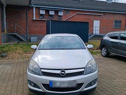Silber Gebraucht 2009 Opel Astra GTC Coupé | 2.799 € (Guter Preis)