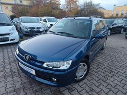 Blau Gebraucht 2001 Peugeot 306 Kombi | 3.950 €