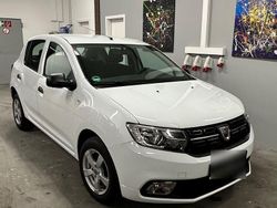 Weiß Gebraucht 2019 Dacia Sandero Essentiel Limousine | 7.290 € (Fairer Preis)