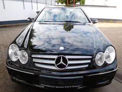 Schwarz Gebraucht 2008 Mercedes CLK200 Elegance | 8.790 € (Fairer Preis)