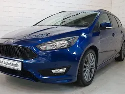 Blau Gebraucht 2018 Ford Focus ST-Line Limousine | 9.890 € (Guter Preis)