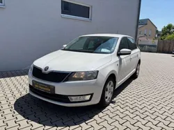 Candyweiss Gebraucht 2014 Skoda Rapid Ambition Kleinwagen | 6.680 € (Fairer Preis)