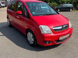 Rot Gebraucht 2010 Opel Meriva Edition Van / Kleinbus | 3.500 € (Fairer Preis)