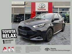 Black mica / ink Gebraucht 2022 Toyota Yaris Hybrid Kleinwagen | 16.990 € (Guter Preis)