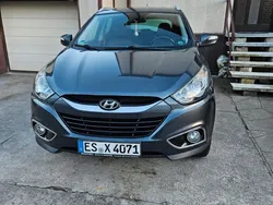Grau Gebraucht 2011 Hyundai ix35 Comfort SUV | 5.990 € (Fairer Preis)