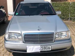 Silber Gebraucht 1994 Mercedes C180 Elegance Limousine | 8.500 €