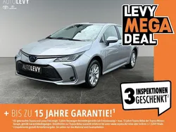 Metallic Neu 2025 Toyota Corolla Active Limousine | 27.660 €