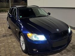 Blau Gebraucht 2011 BMW 320 M Sport Kombi | 4.999 € (Guter Preis)