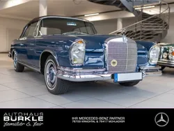 Blau Gebraucht 1967 Mercedes 250 SE Cabrio | 139.650 €