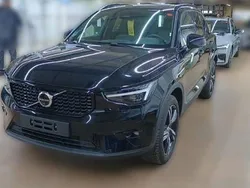 Schwarz Gebraucht 2024 Volvo XC40 SUV | 41.900 € (Fairer Preis)