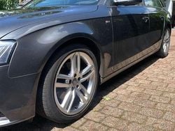 Grau Gebraucht 2015 Audi A4 S-Line Kombi | 12.200 € (Guter Preis)