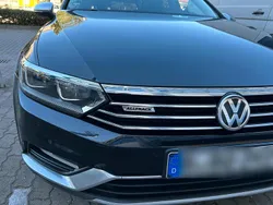 Schwarz Gebraucht 2016 VW Passat Alltrack Kombi | 19.800 € (Fairer Preis)