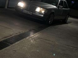 Gebraucht 1994 Mercedes E200 Limousine | 5.500 €