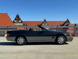 Schwarz Gebraucht 1993 Mercedes 300 Cabrio | 18.129 €