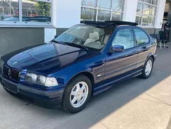 Blau Gebraucht 1998 BMW 318 Compact Kleinwagen | 3.000 € (Guter Preis)