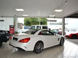 Weiß Gebraucht 2019 Mercedes SL500 AMG Cabrio | 89.900 €