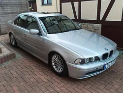 Silber Gebraucht 2001 BMW 525 M Sport Limousine | 3.500 € (Guter Preis)